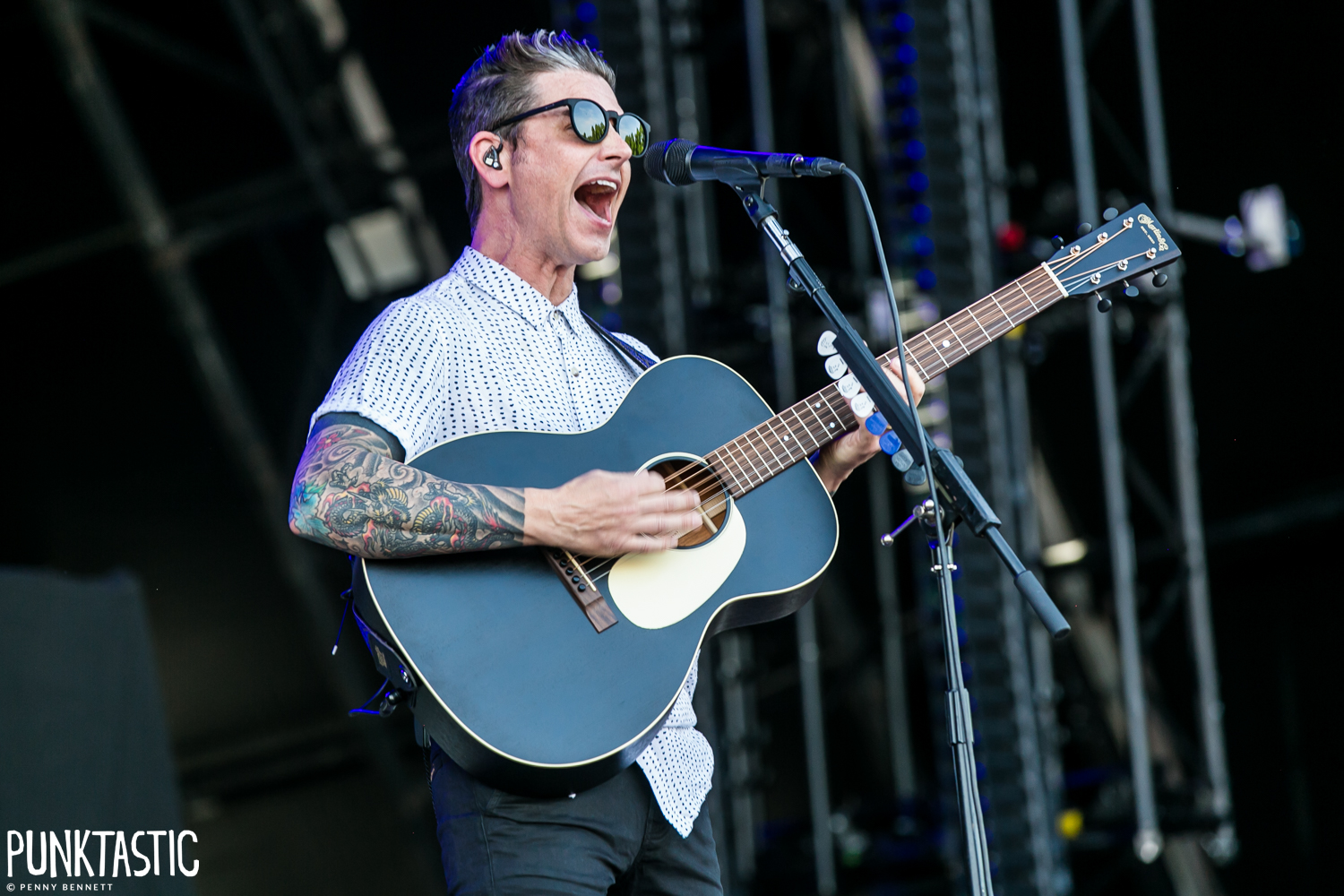 Dashboard Confessional